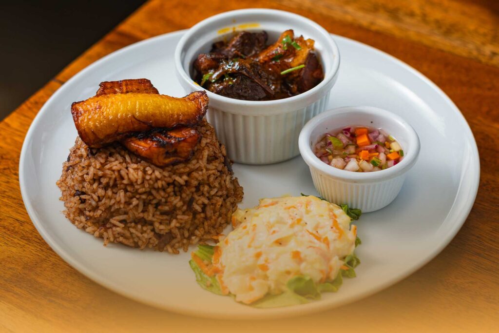 What To Eat In Belize: A Local Food Guide - The Hive Lounge