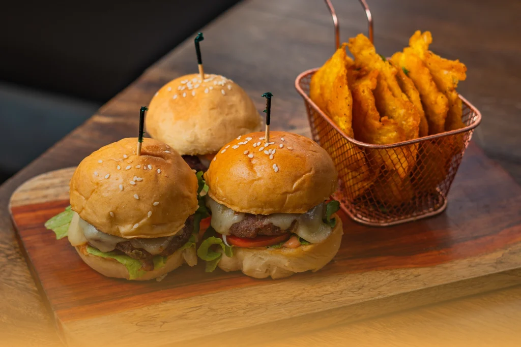 Why Sharing Meals Creates Better Experiences
